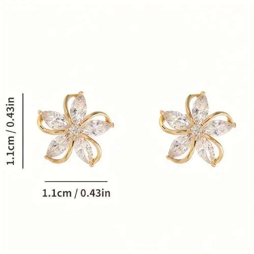 NWOT - Elegant Floral Theme Crystal Earrings - Picture 4 of 4